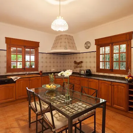 Manyani Villa *